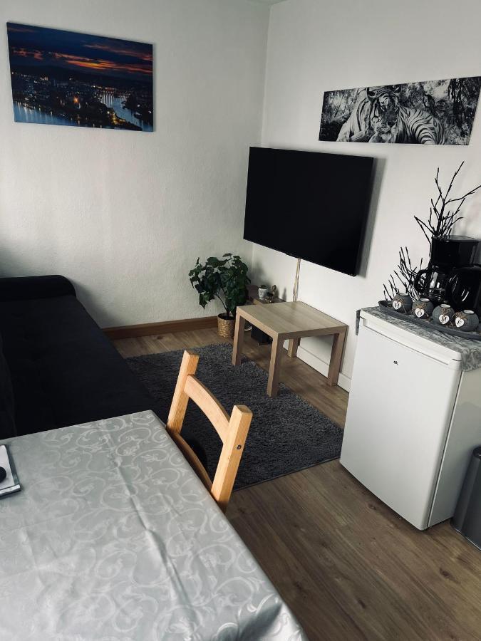 Kusch'Lige Kleine Wohnung โคเบลนซ์ ภายนอก รูปภาพ